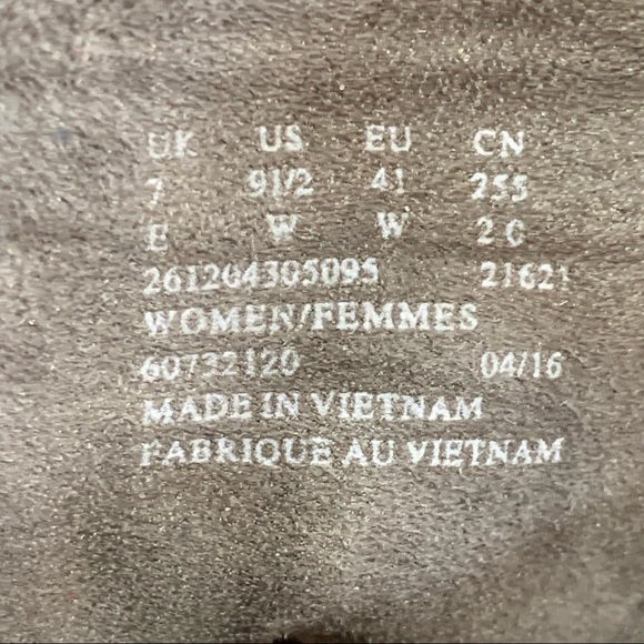 Clarks Ankle Bootie Ties High Heels Suede Brown 9 1/2 Boho - Picture 4 of 15